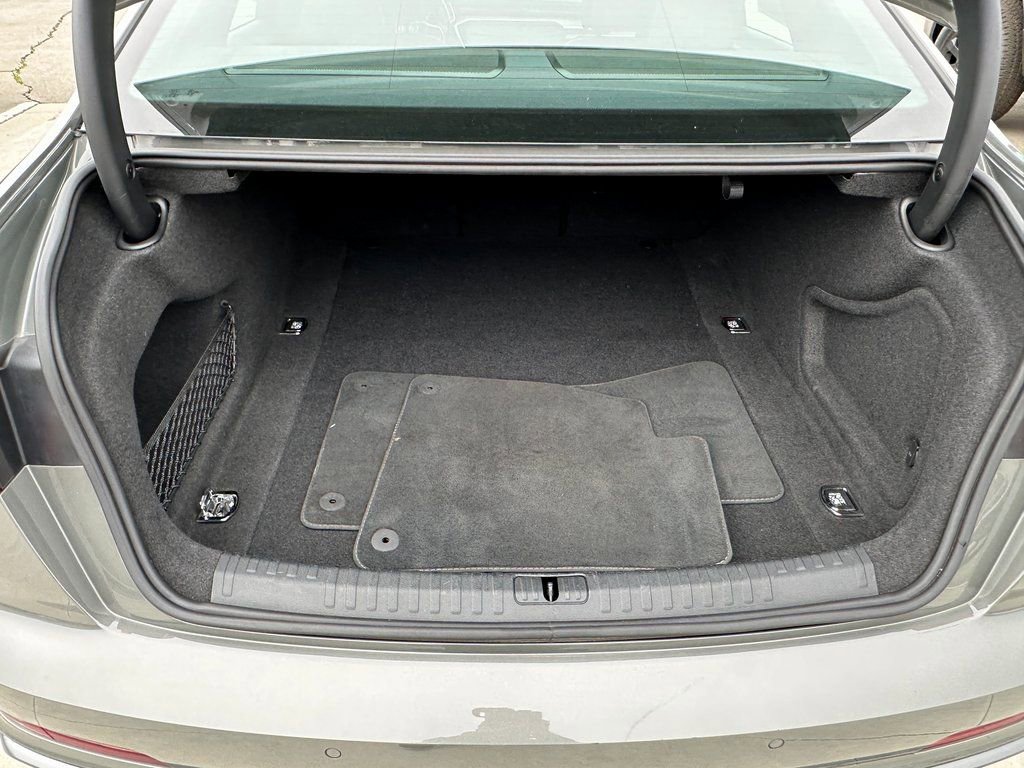 Used 2024 Audi A6 Premium Plus image 23