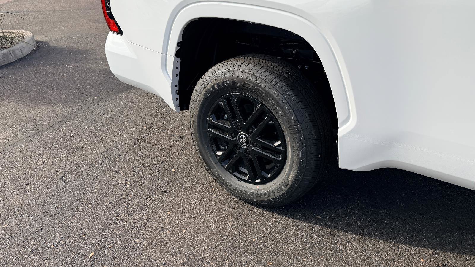 New 2026 Toyota Tundra SR image 10