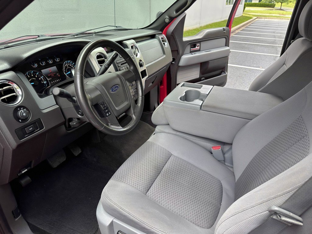 Used 2012 Ford F150 XLT w/ XLT Chrome Pkg AWD/4WD image 19