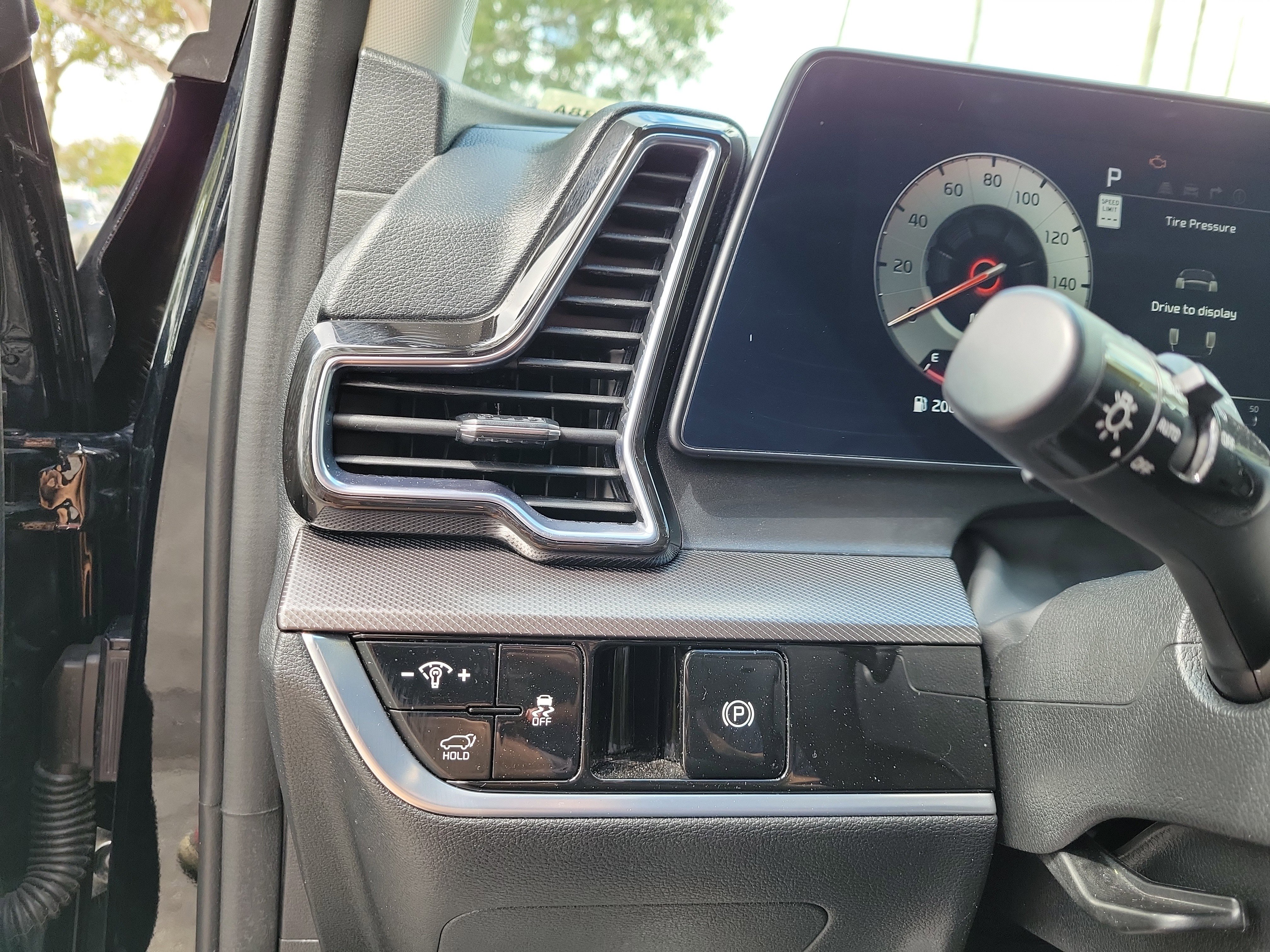 Used 2023 Kia Sportage SX image 17