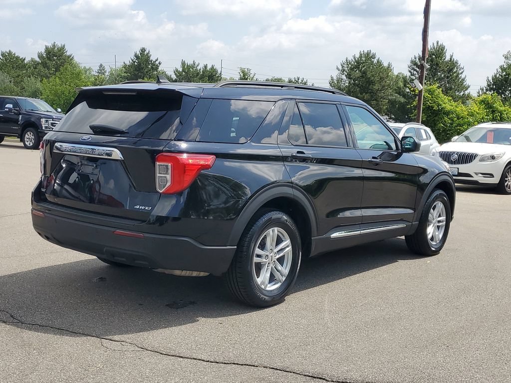 Certified 2023 Ford Explorer XLT AWD/4WD image 4