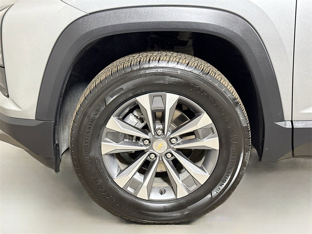 Certified 2025 Chevrolet Equinox LT image 29