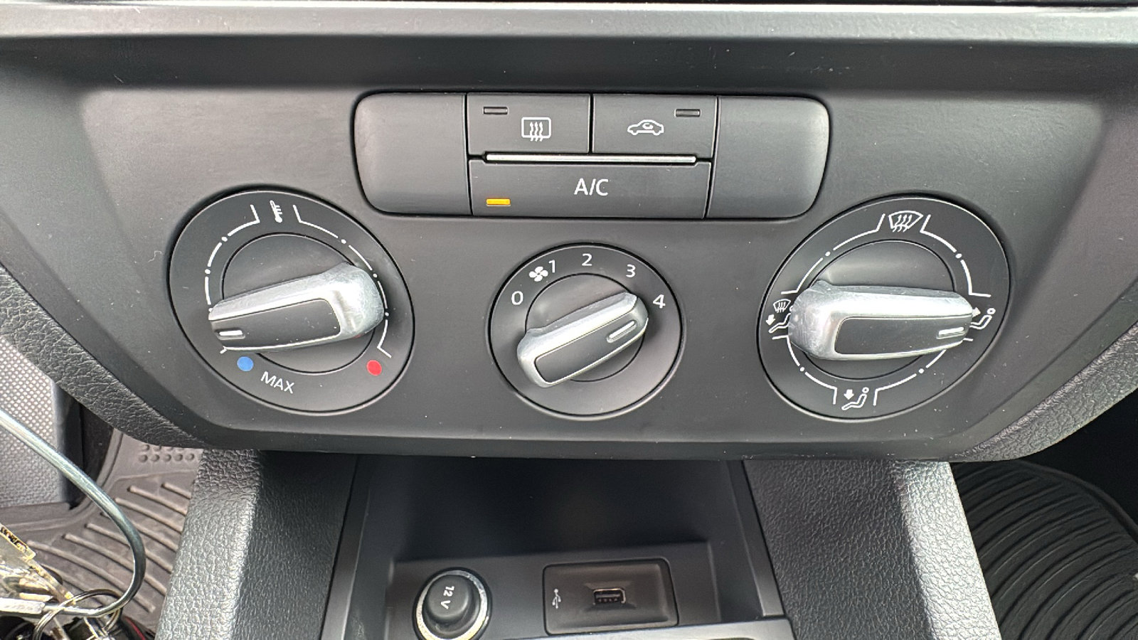 Used 2017 Volkswagen Jetta S FWD image 19