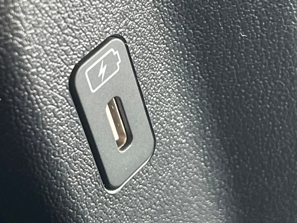 New 2025 Kia Niro EX image 34