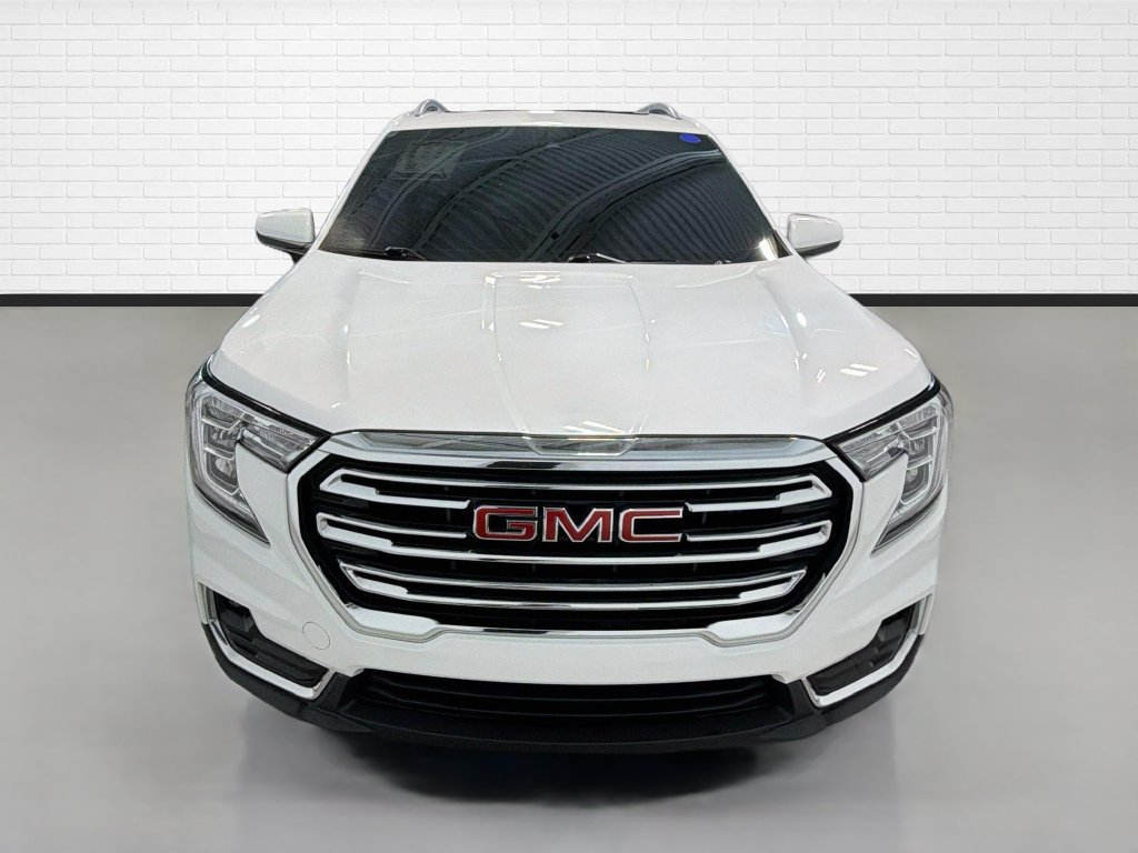 Used 2022 GMC Terrain SLT AWD/4WD image 2