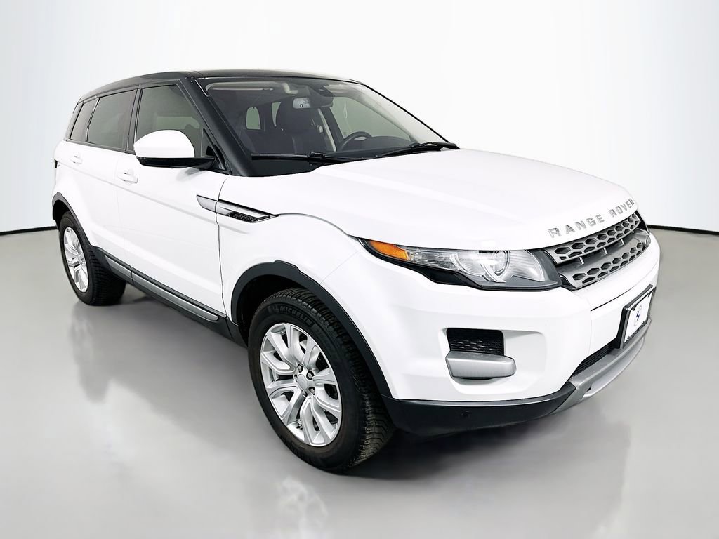 Used 2015 Land Rover Range Rover Evoque Pure image 3