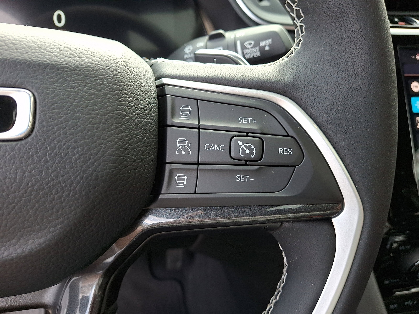 Certified 2023 Jeep Grand Cherokee Altitude AWD/4WD image 23