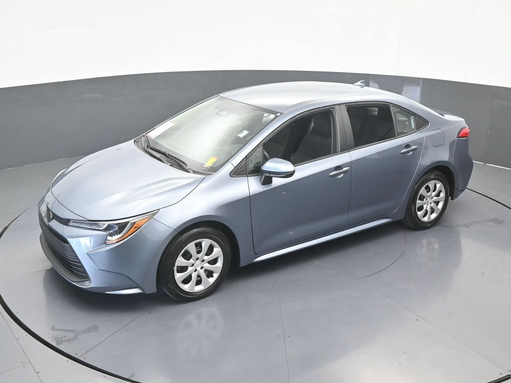 Used 2024 Toyota Corolla LE FWD image 38