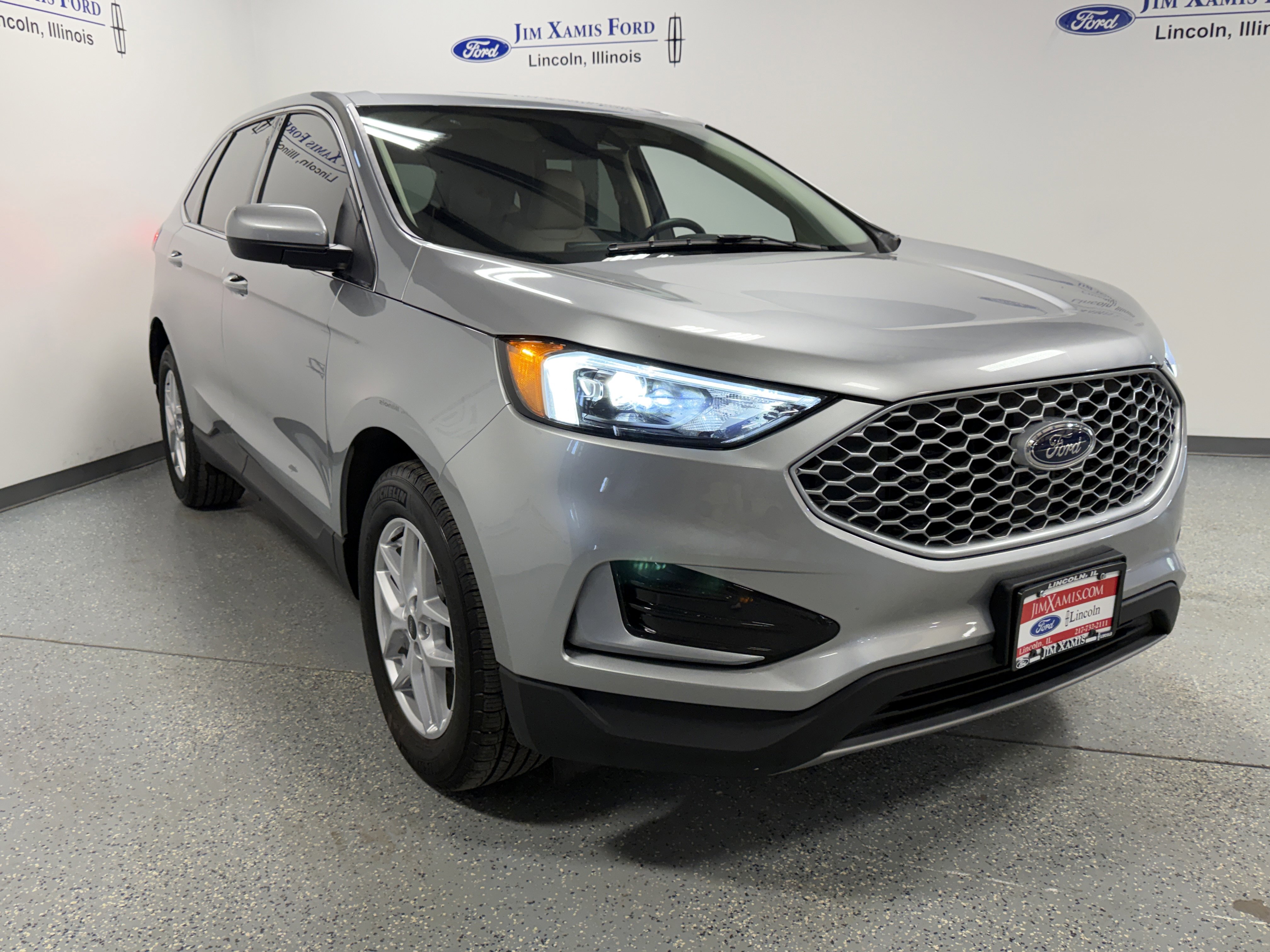 Used 2024 Ford Edge SEL AWD/4WD image 35
