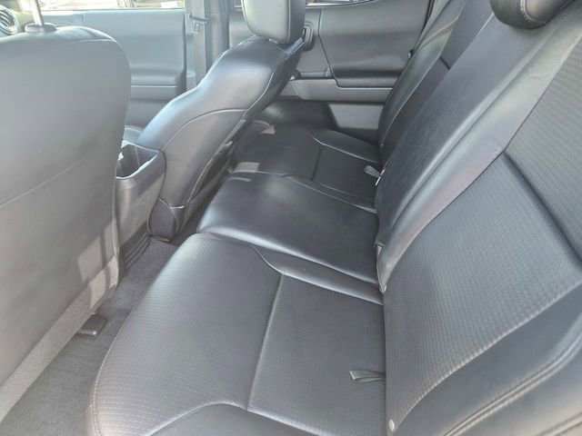 Used 2019 Toyota Tacoma TRD Off-Road image 16