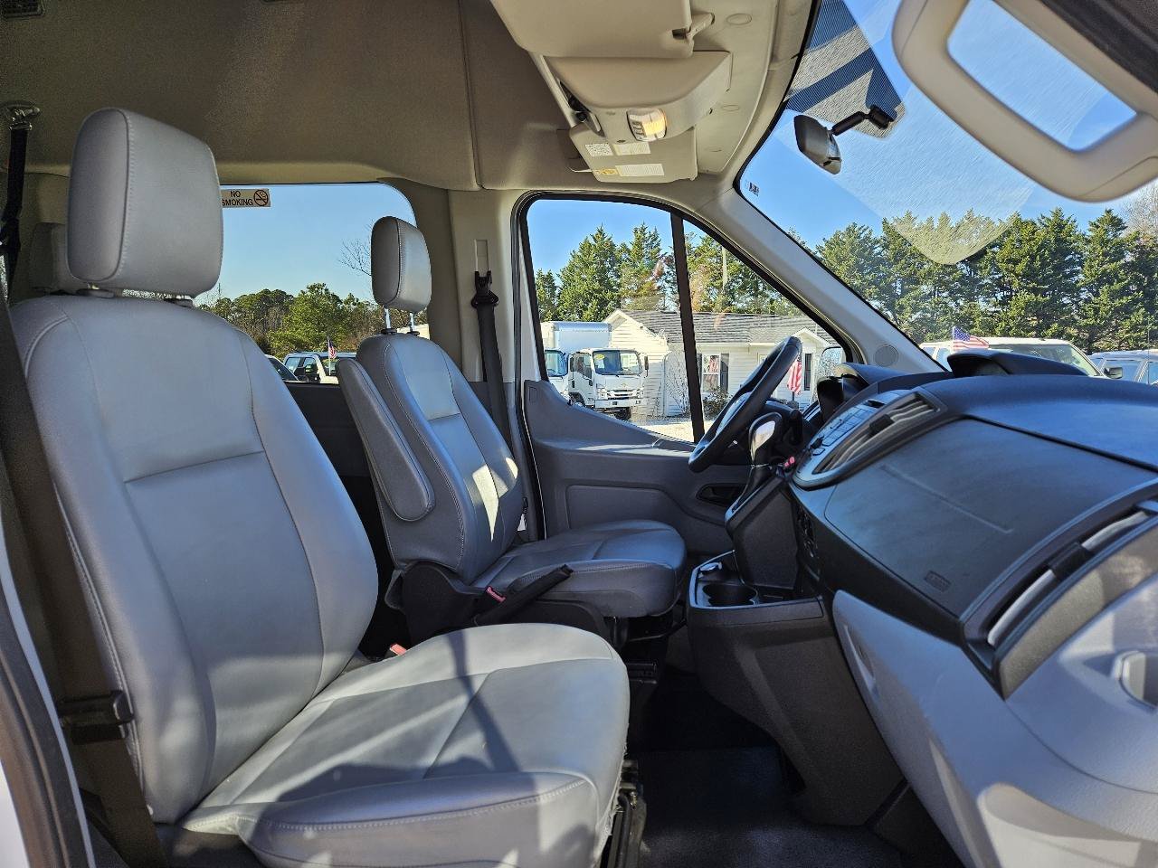 Used 2019 Ford Transit 350 XL RWD image 19