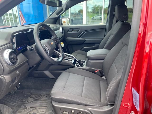 Used 2024 Chevrolet Colorado LT w/ LT Convenience Package II AWD/4WD image 9