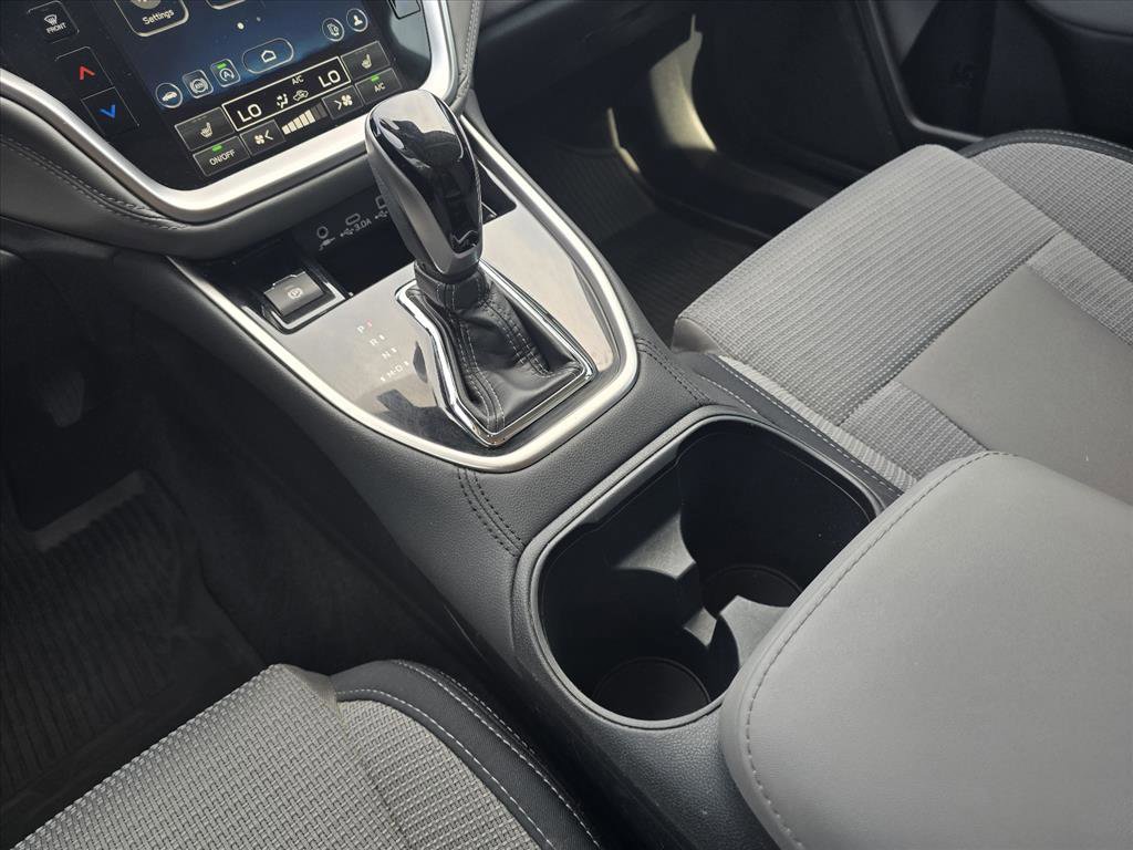 Used 2025 Subaru Outback Premium w/ Popular Package #1A image 16