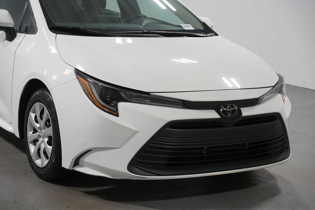 Certified 2024 Toyota Corolla LE FWD image 4