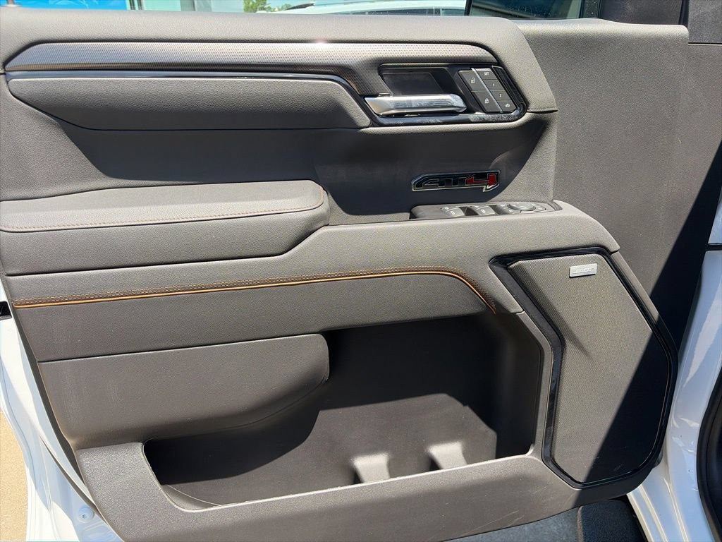 New 2026 GMC Sierra 1500 AT4 w/ AT4 Premium Package AWD/4WD image 18