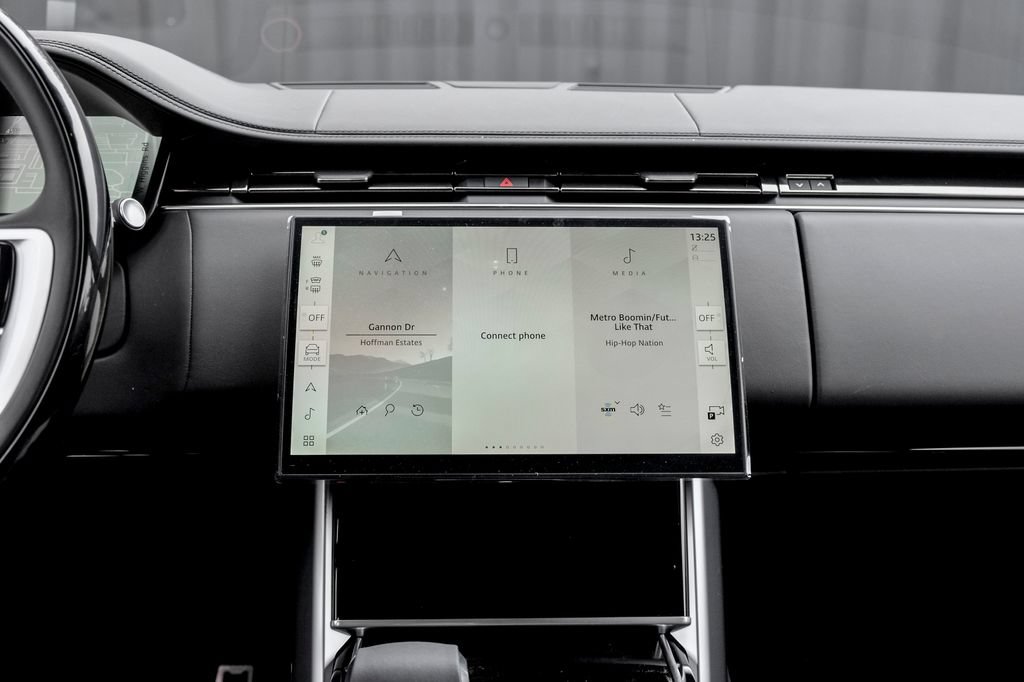 New 2026 Land Rover Range Rover SE AWD/4WD image 18