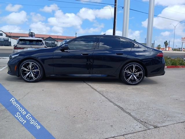 Certified 2025 BMW 530i w/ M Sport Package image 6