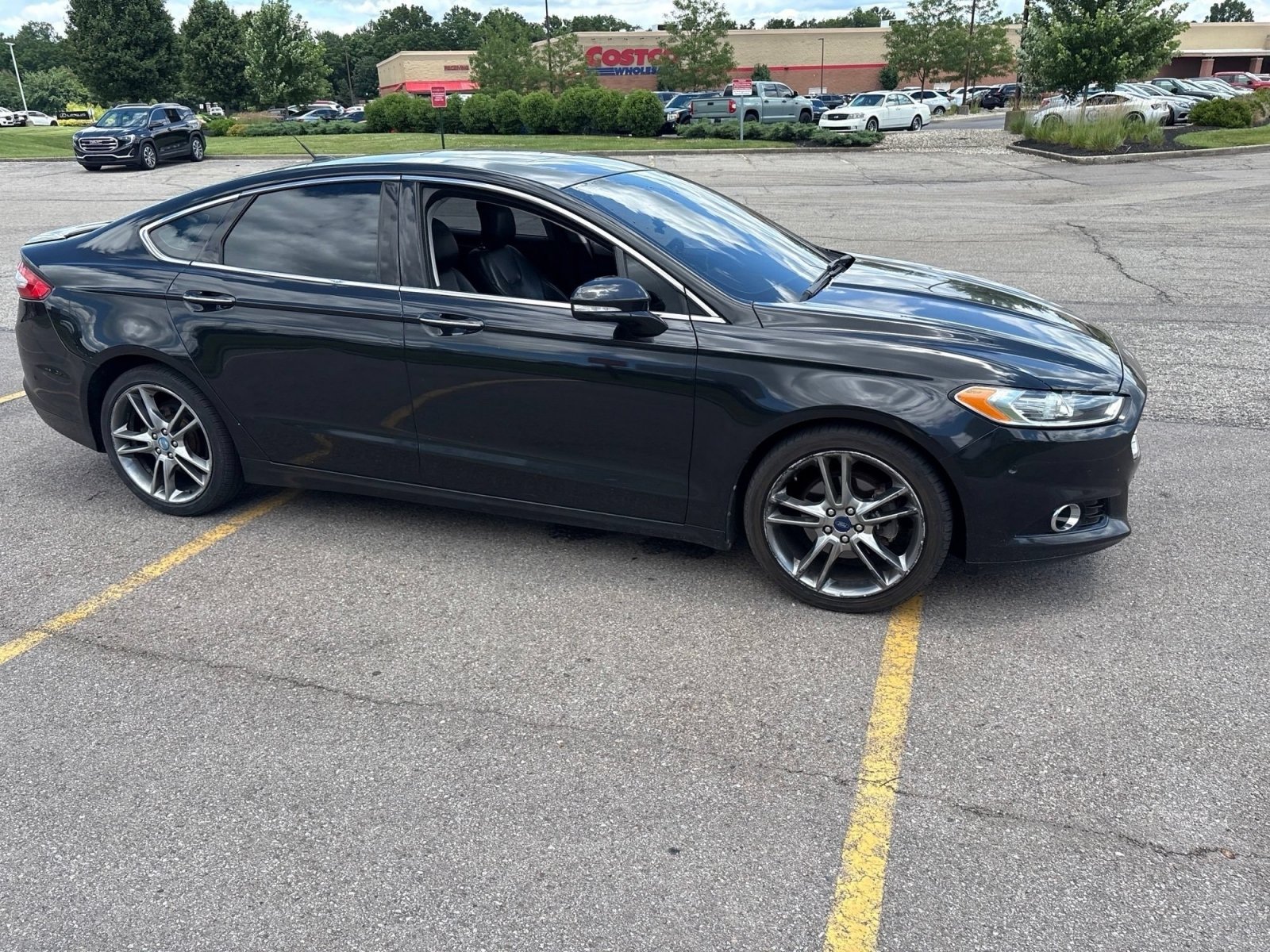 Used 2013 Ford Fusion Titanium w/ Titanium Driver Assist Pkg FWD image 16