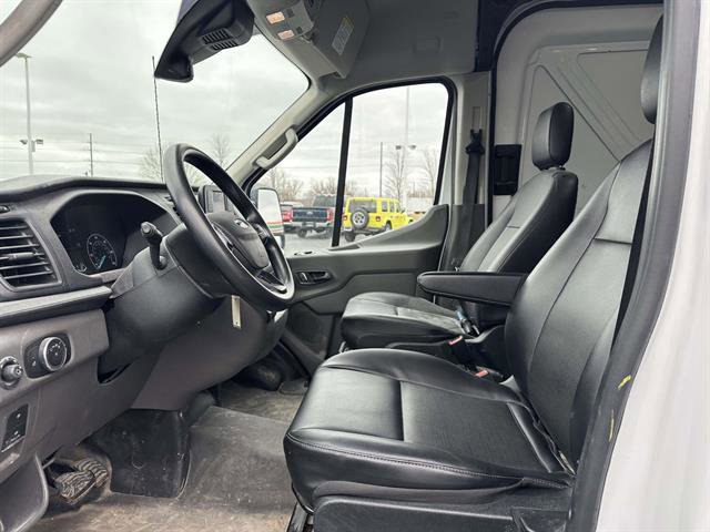 Used 2023 Ford Transit 250 Medium Roof AWD image 11