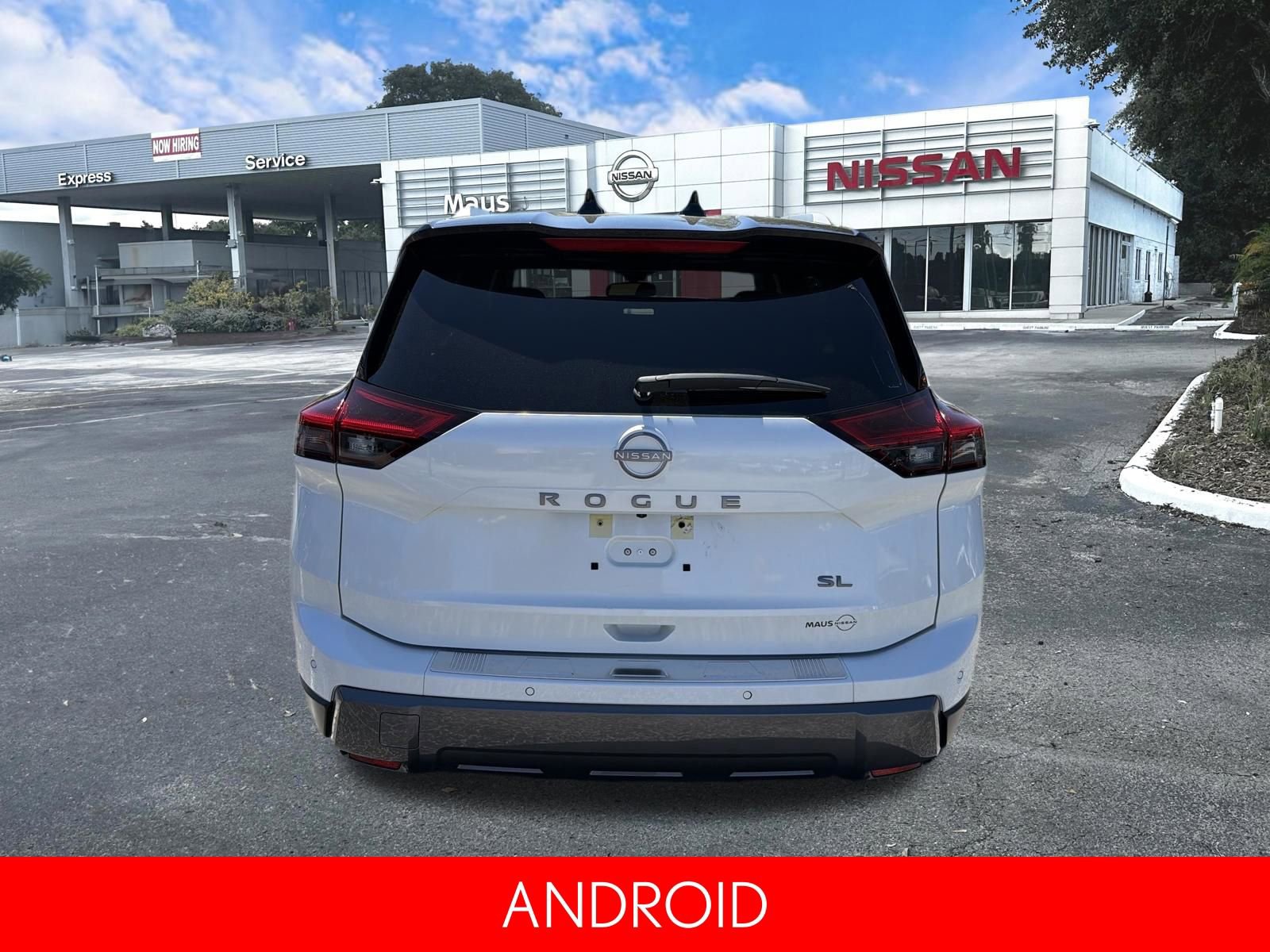 Certified 2025 Nissan Rogue SL w/ Tech Package image 4