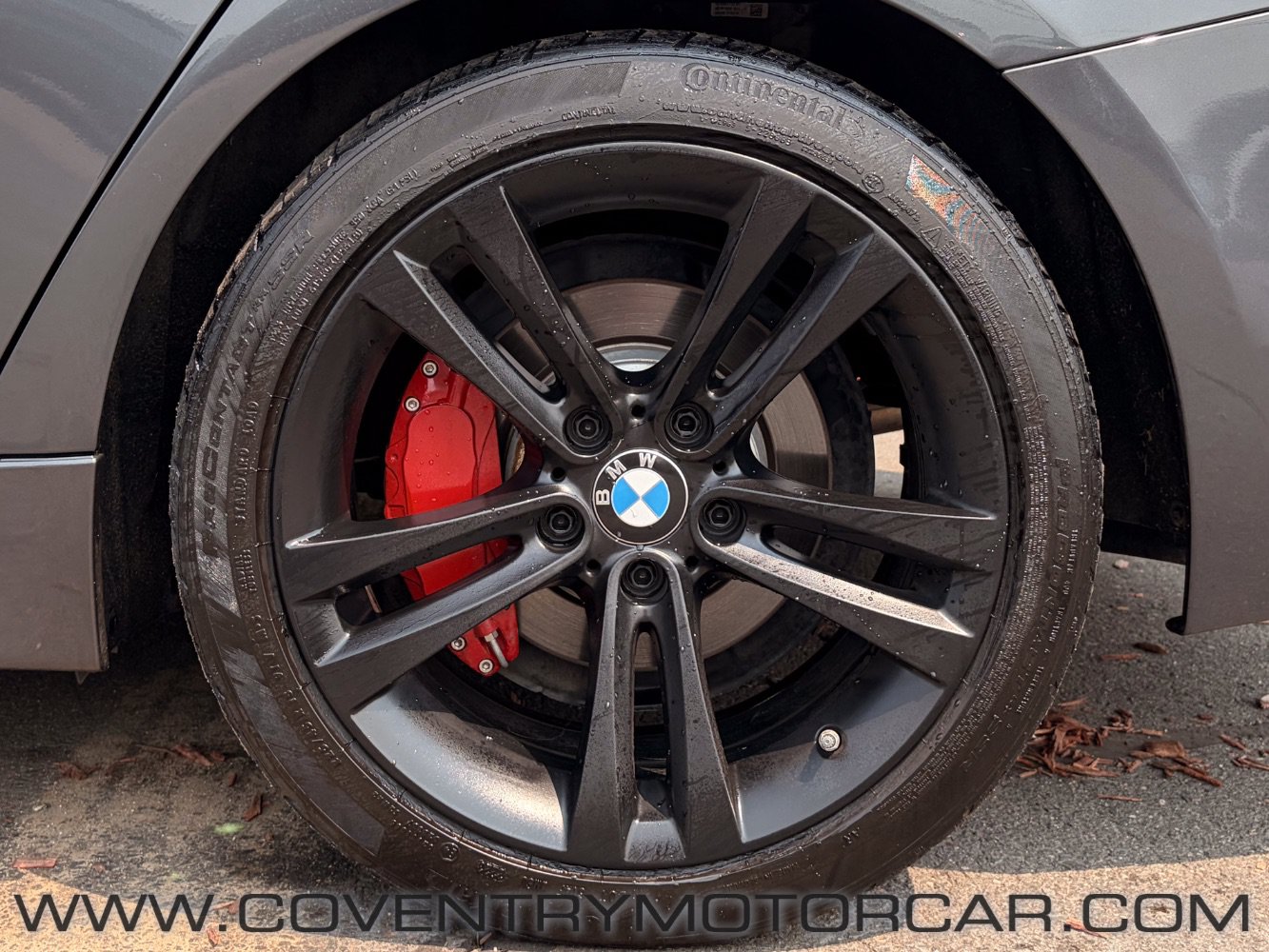 Used 2018 BMW 330i xDrive Sedan w/ Convenience Package AWD/4WD image 9