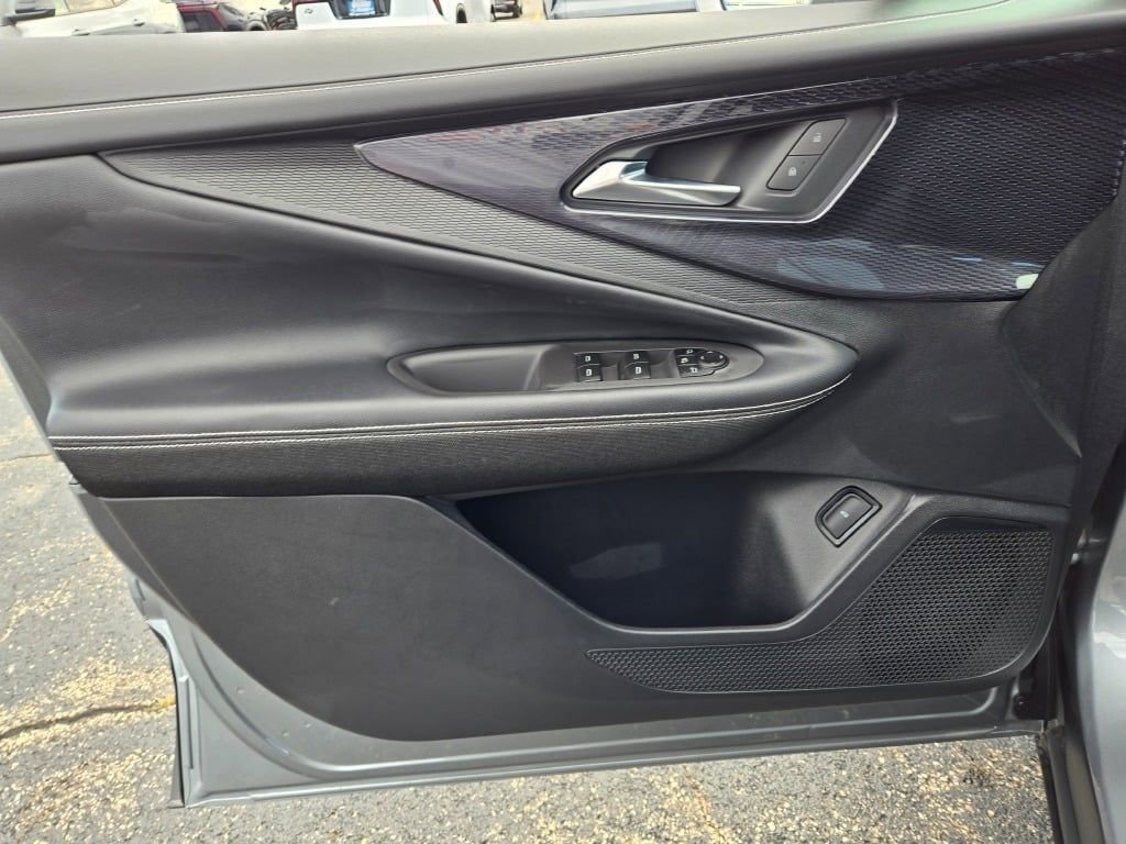 New 2026 Chevrolet Blazer EV LT AWD/4WD image 19
