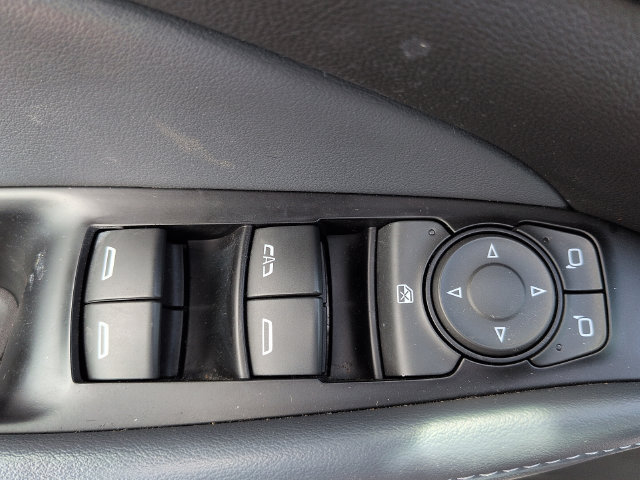 Used 2023 Buick Enclave Essence w/ Sport Touring Edition FWD image 15
