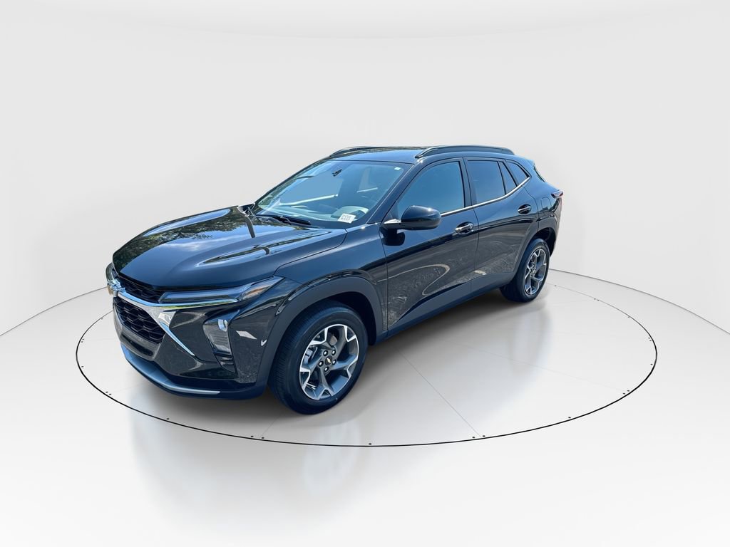New 2026 Chevrolet Trax LT FWD image 4