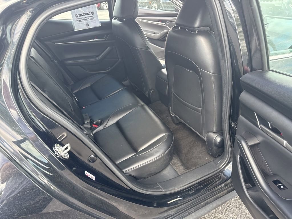 Used 2020 MAZDA MAZDA3 Hatchback FWD image 24