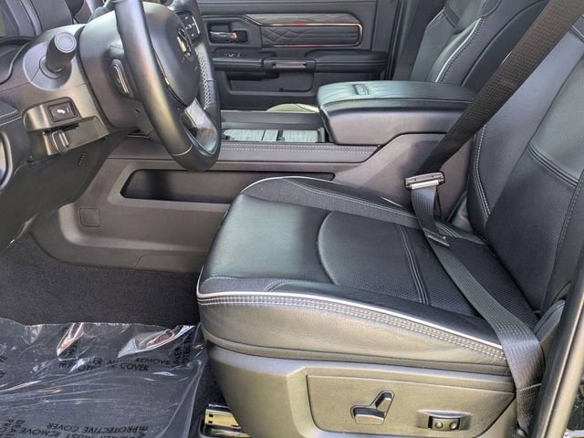 Used 2025 RAM 2500 Limited AWD/4WD image 12