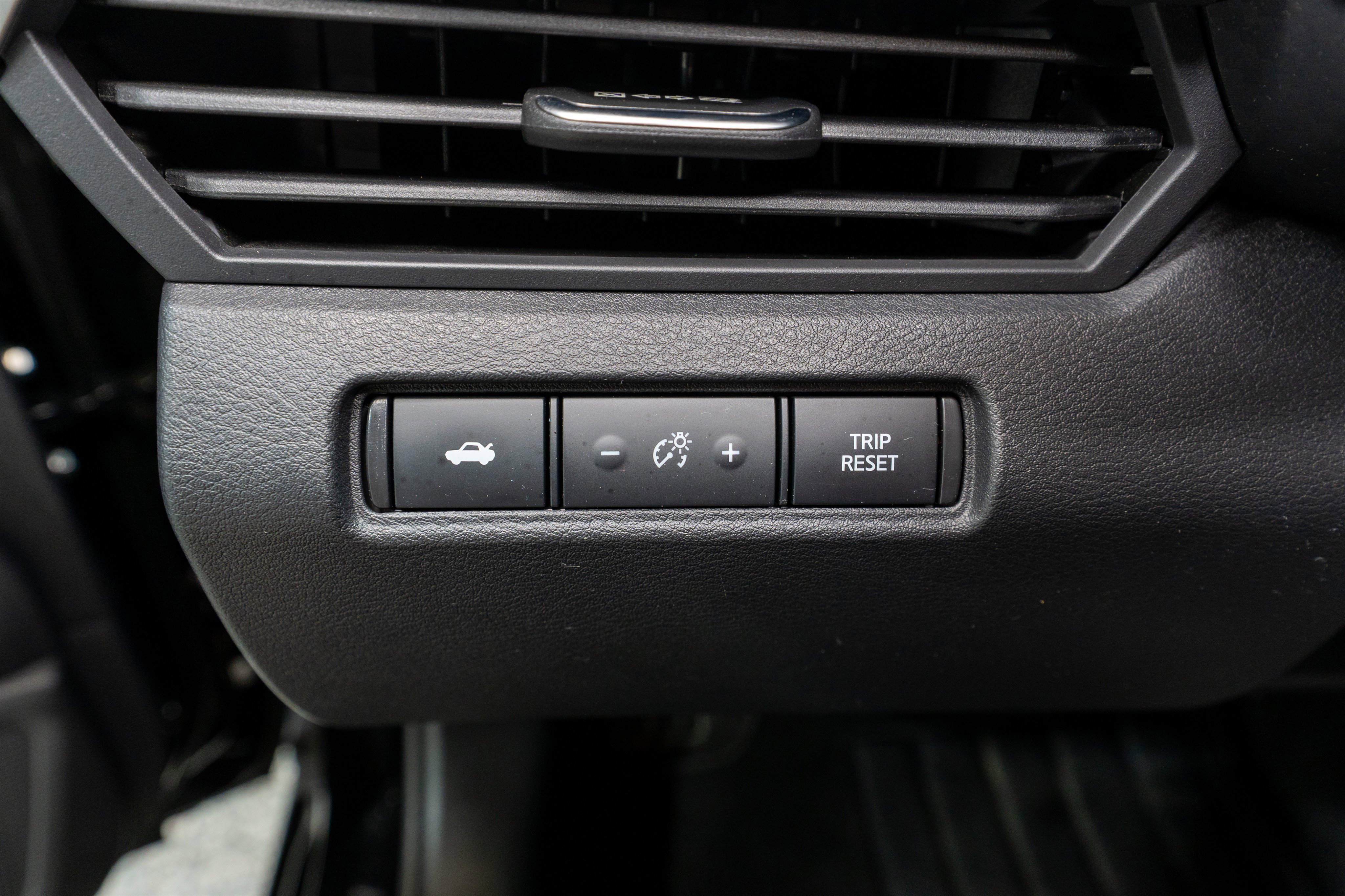 Used 2020 Nissan Altima 2.5 S FWD image 25