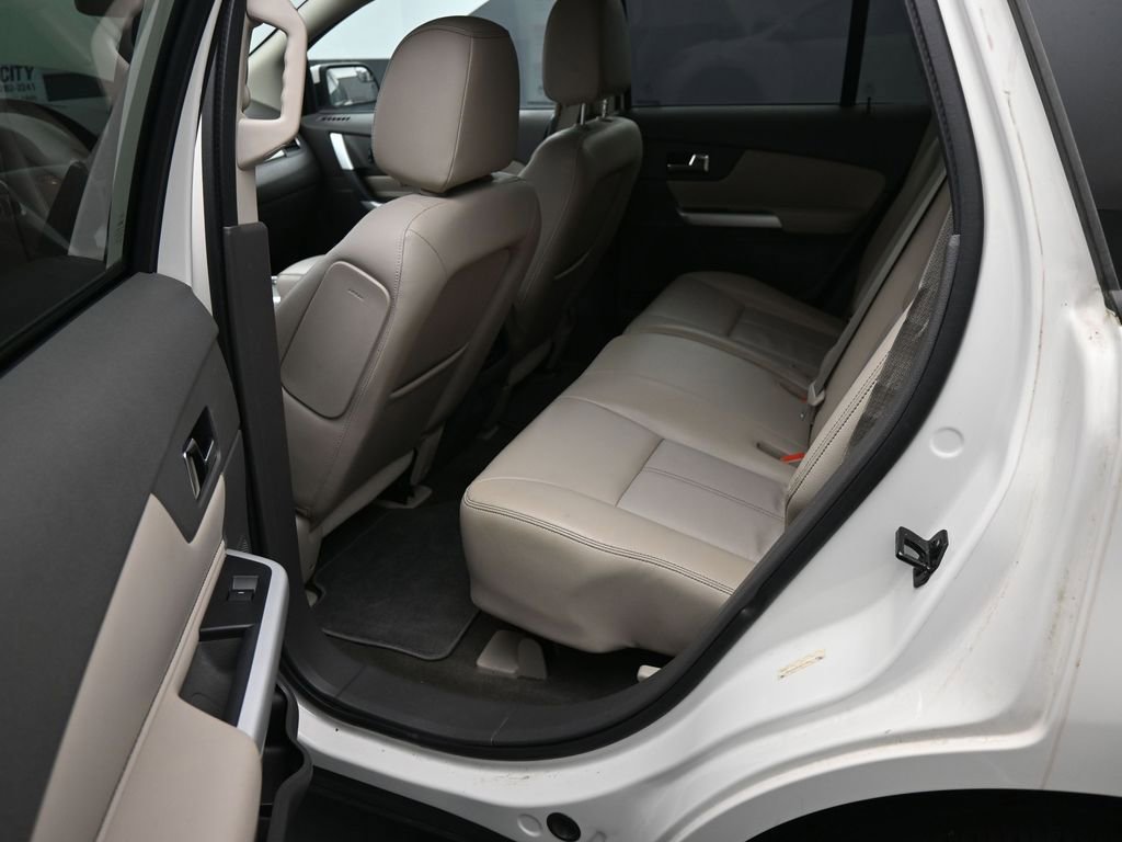 Used 2013 Ford Edge SEL image 21
