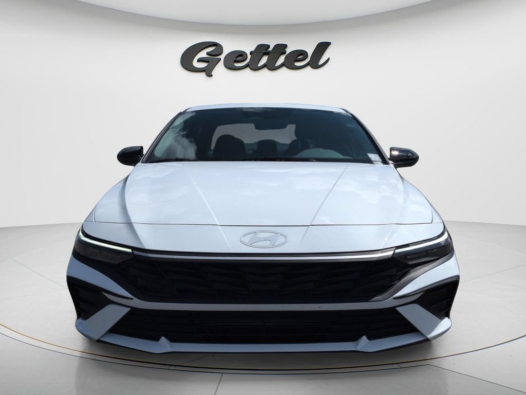Certified 2026 Hyundai Elantra Sport FWD image 2