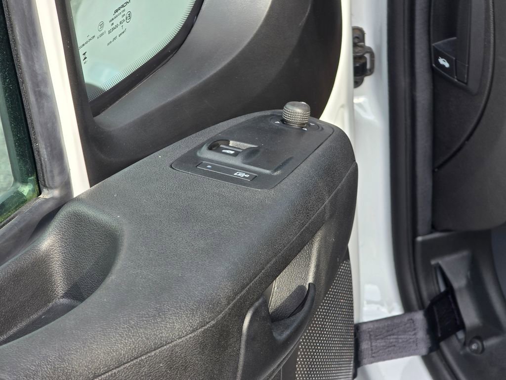 Used 2024 RAM ProMaster 3500 w/ Delivery Van Package image 39