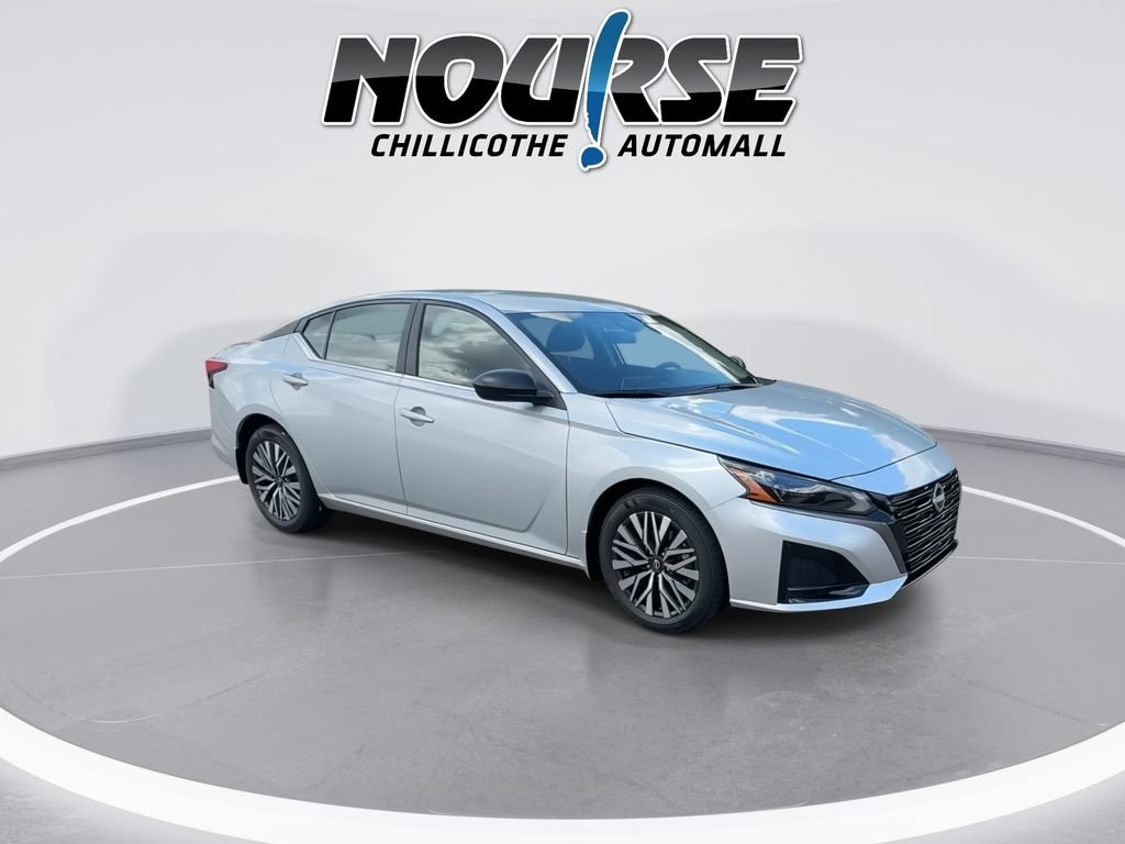 New 2026 Nissan Altima 2.5 SV FWD image 2