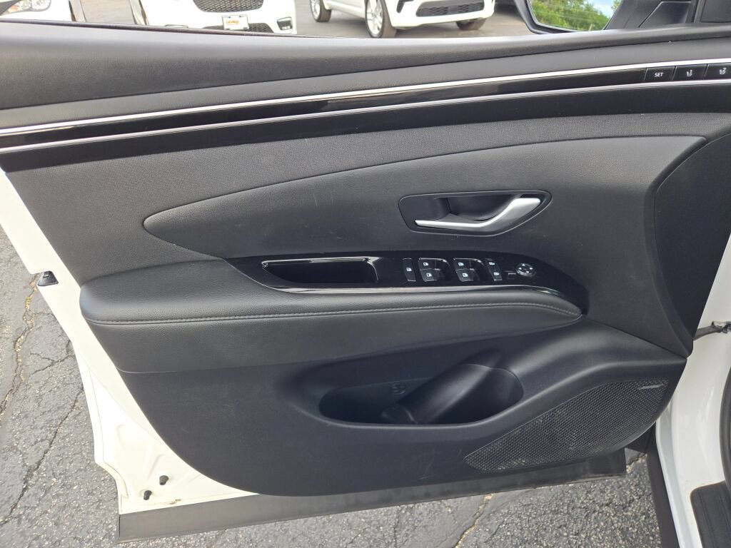 Used 2024 Hyundai Tucson Limited AWD/4WD image 23