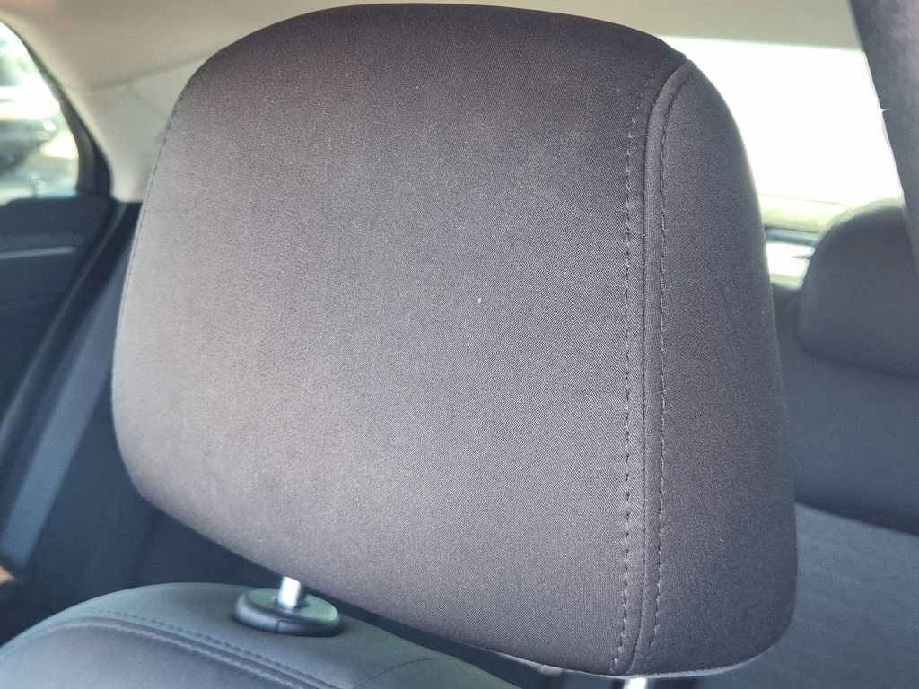 Used 2022 Chrysler 300 Touring w/ Sport Appearance Package image 18