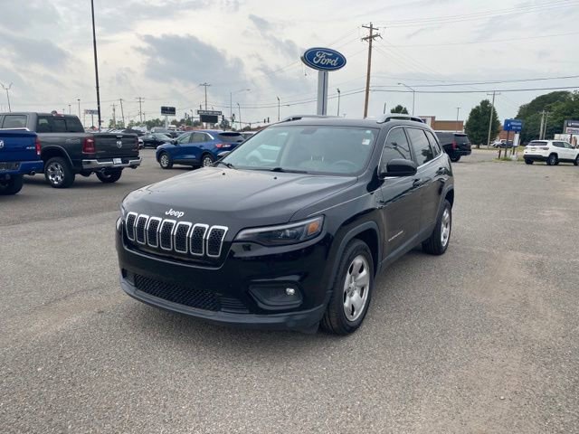 Used 2019 Jeep Cherokee Latitude image 2