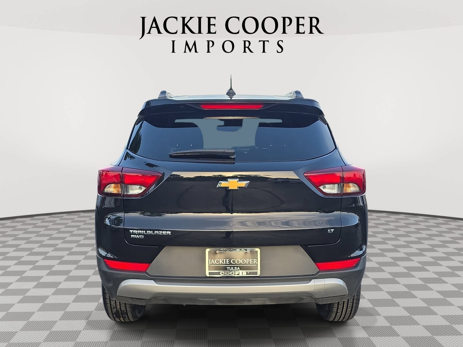 Used 2025 Chevrolet TrailBlazer LT AWD/4WD image 6