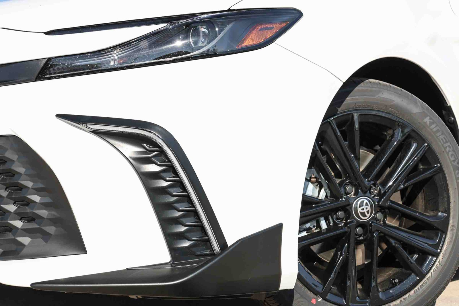 New 2026 Toyota Camry SE w/ Convenience Package FWD image 11