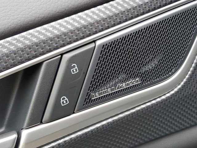 New 2026 Volkswagen Atlas Cross Sport SEL Premium R-Line image 23