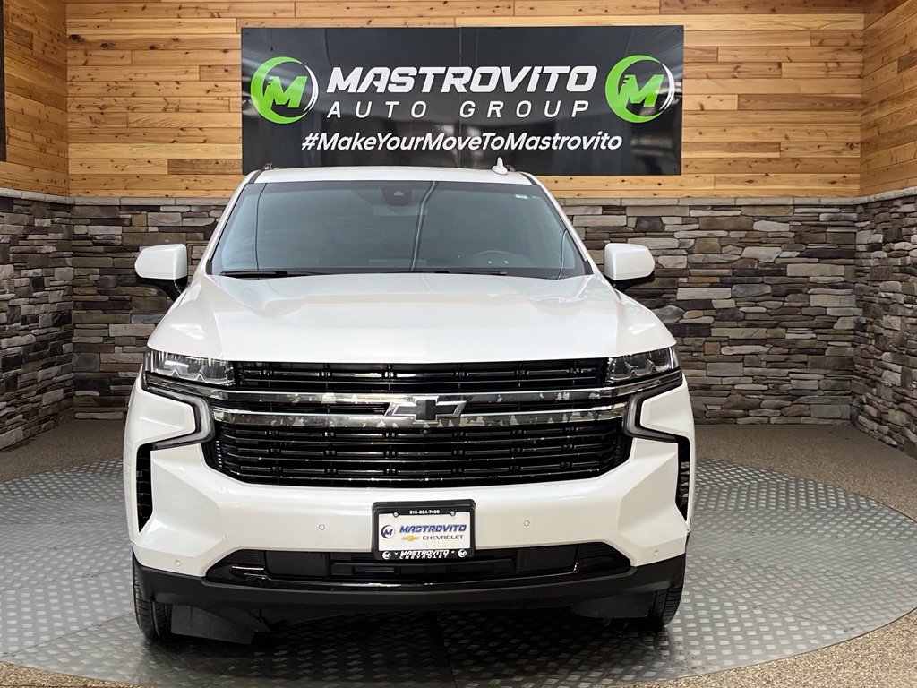 Used 2021 Chevrolet Suburban RST w/ Luxury Package AWD/4WD image 3