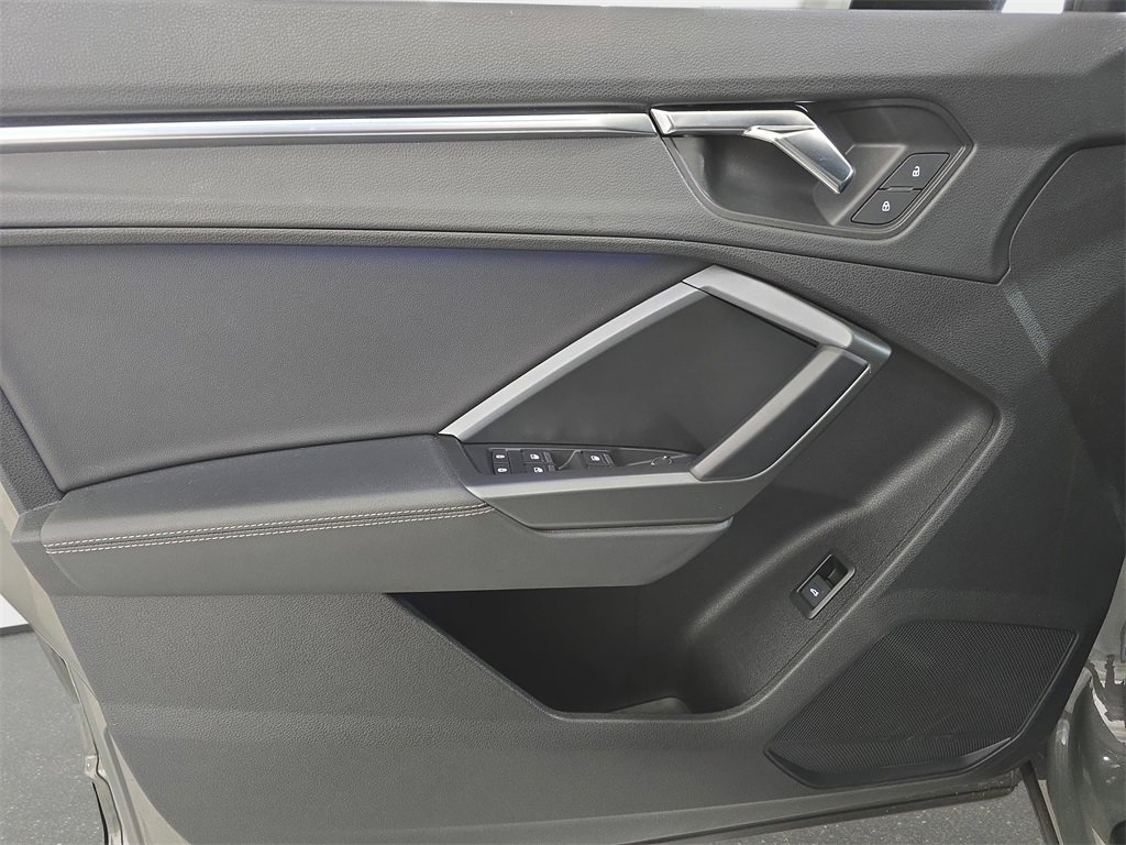 Used 2021 Audi Q3 2.0T Premium Plus w/ Premium Plus Package image 26