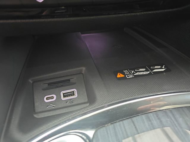 Used 2022 Buick Enclave Essence w/ LPO, Floor Liner Package image 32