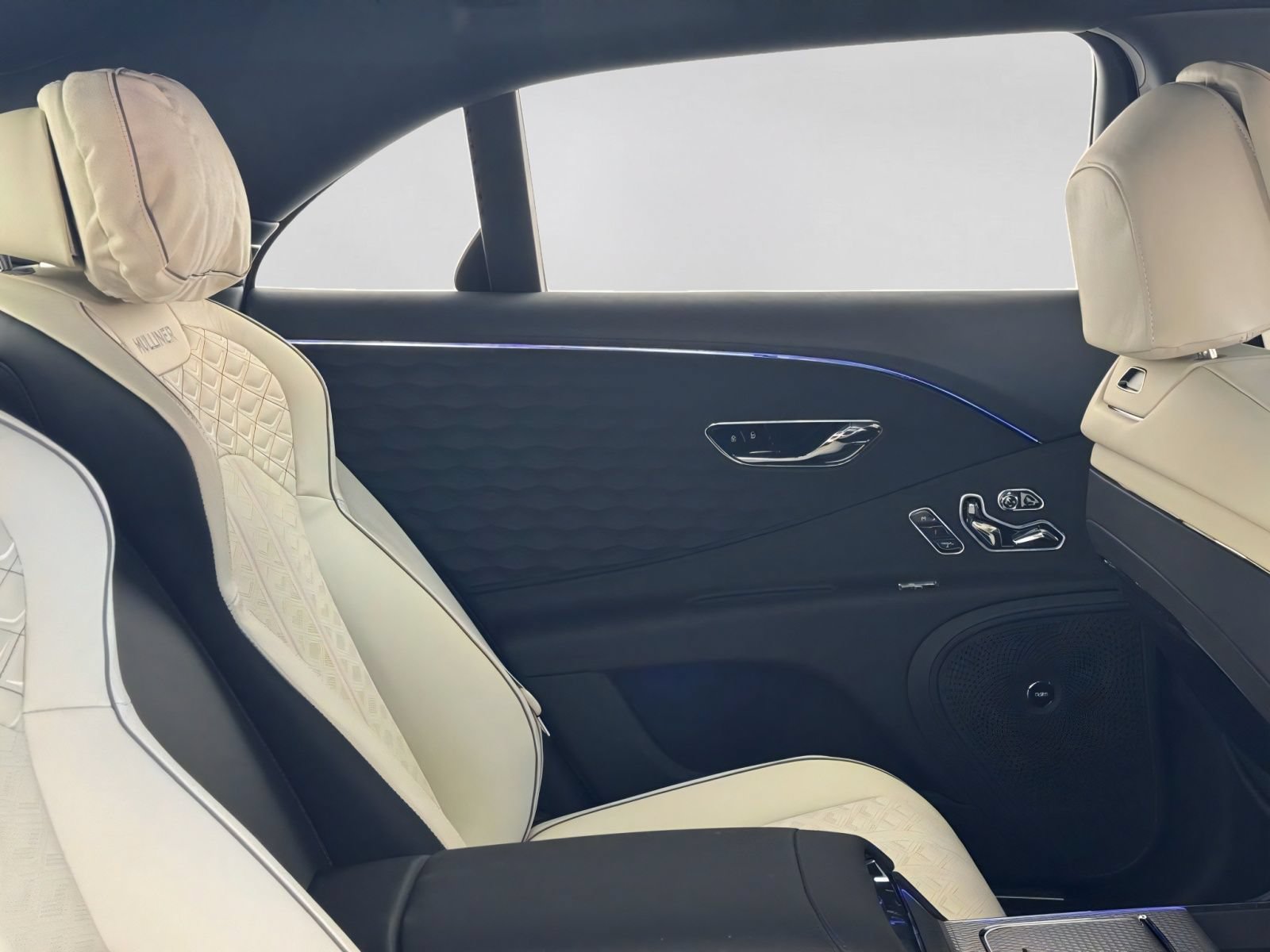 New 2026 Bentley Flying Spur Plug-In Hybrid AWD/4WD image 45