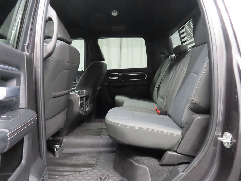 Used 2024 RAM 2500 Big Horn w/ Night Edition AWD/4WD image 10