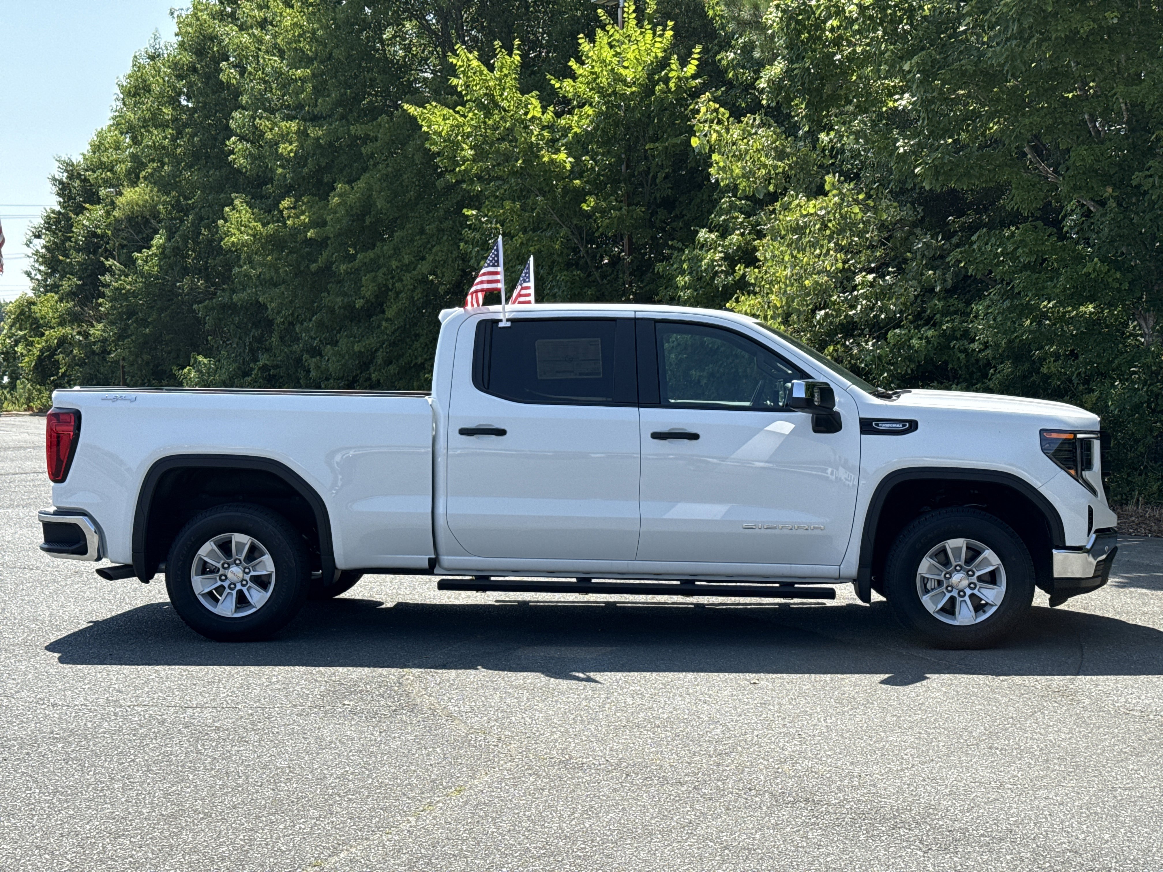 New 2025 GMC Sierra 1500 Pro w/ Pro Value Package image 4