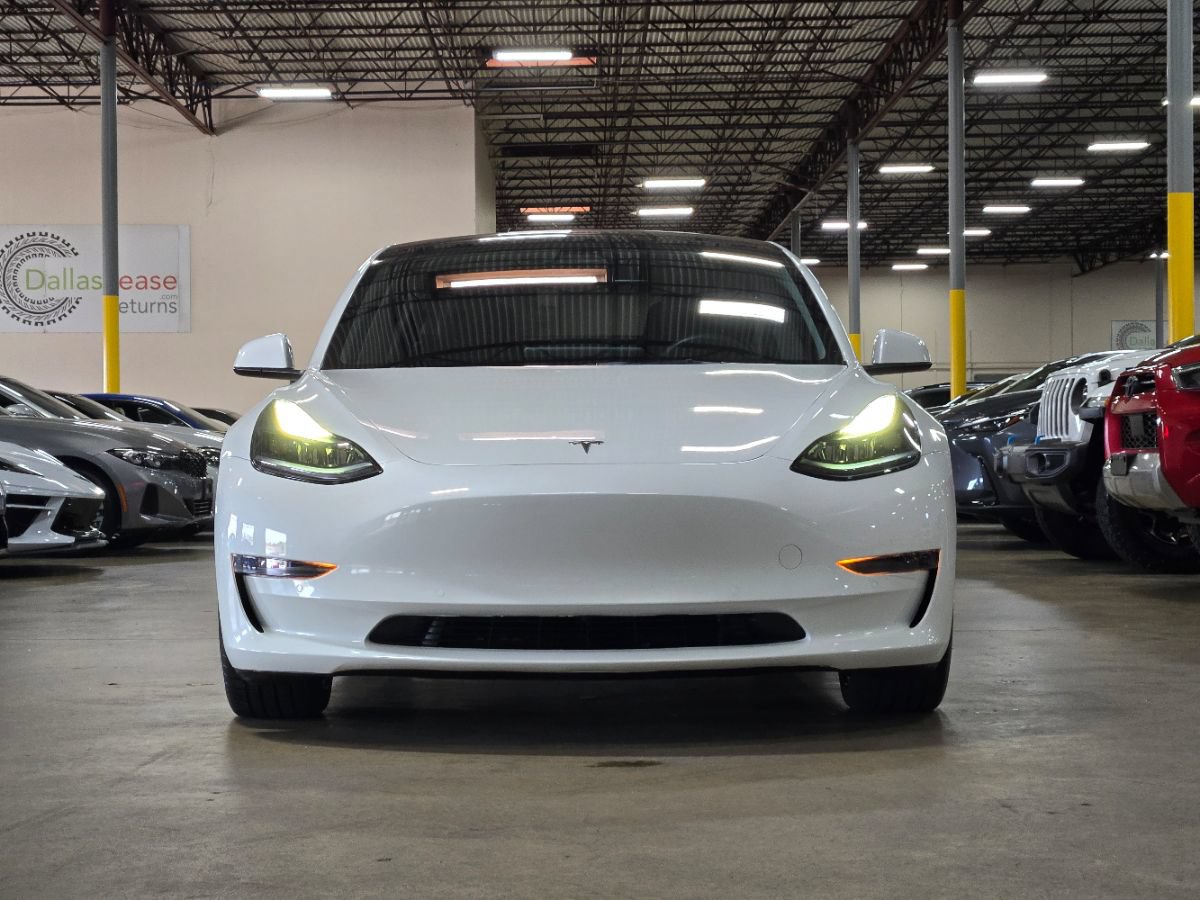 Used 2022 Tesla Model 3 Standard Range RWD image 2