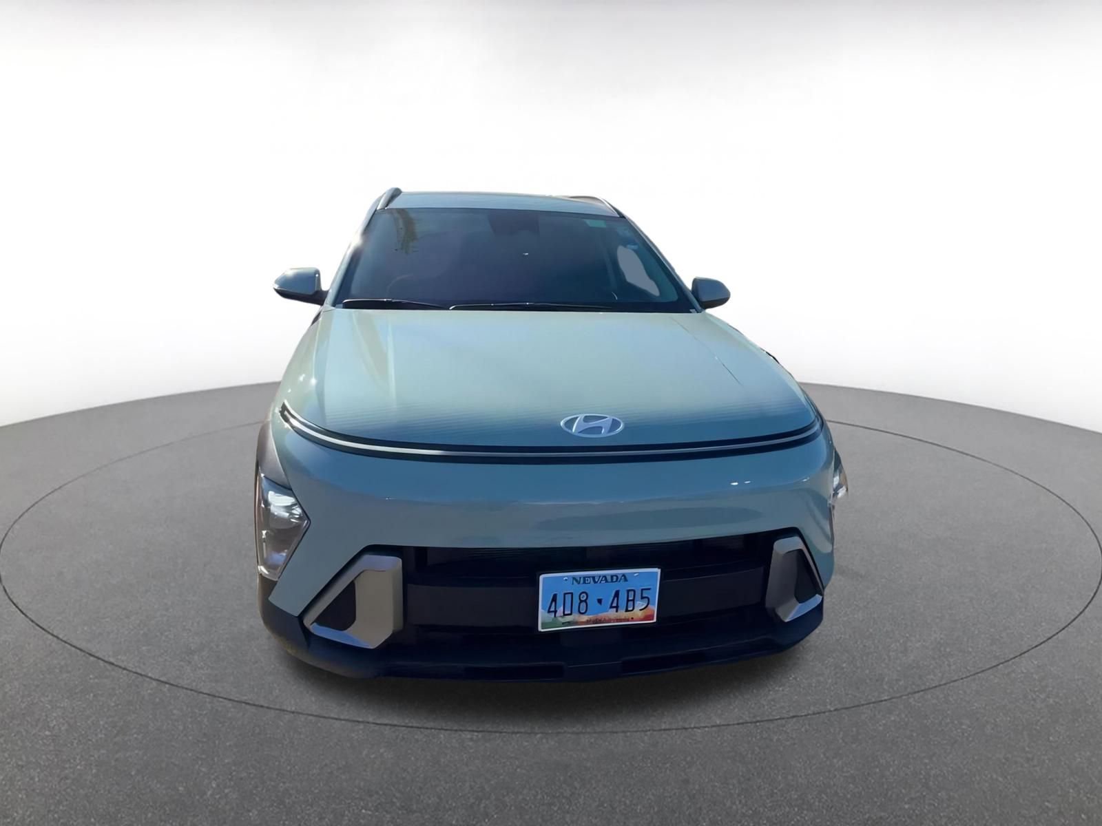 Used 2025 Volkswagen Atlas SE image 4