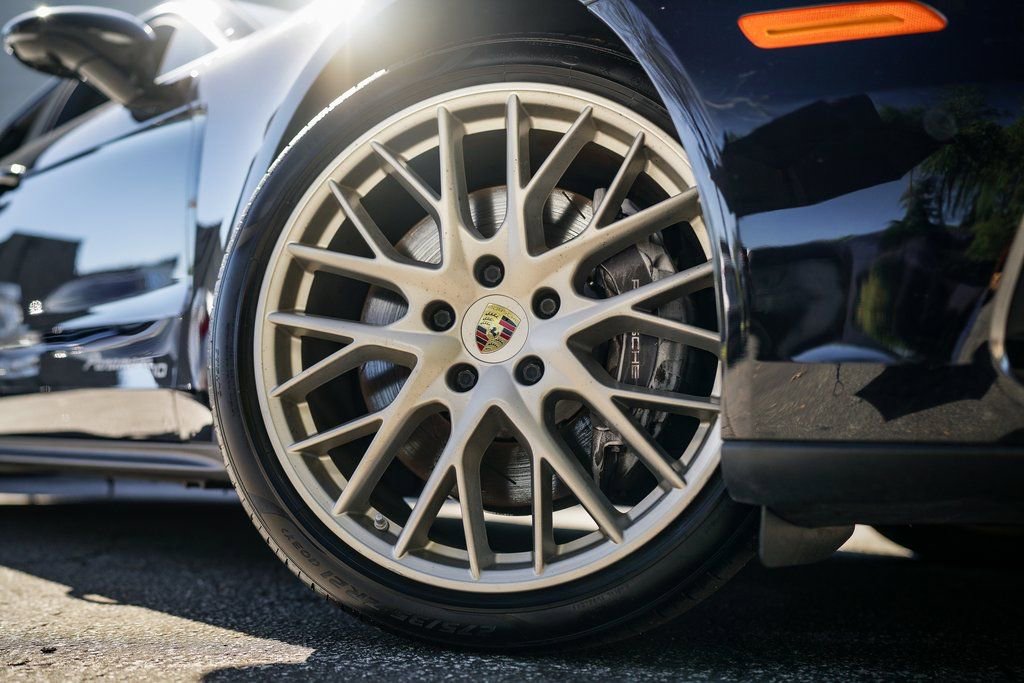 Used 2020 Porsche Panamera Edition image 19